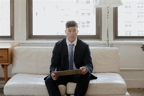 Interview Background 的图像结果