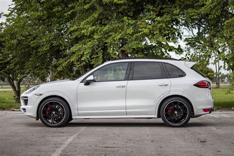 2013 Porsche Cayenne GTS – Sesame Cars