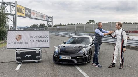 全新保时捷 718 Cayman GT4 RS 在最终测试中表现出色 - Porsche Newsroom CHN
