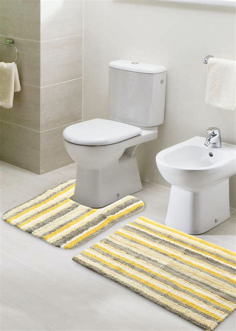 Get Striped Bathmat And Contour Set at ₹ 499 | LBB Shop