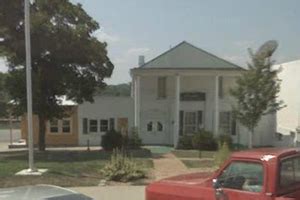 Reser Funeral Home - Warsaw, Missouri (MO) - Funeral Flowers