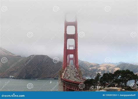 View of Golden Gate Bridge San Francisco from Golden Gate Overlook ...