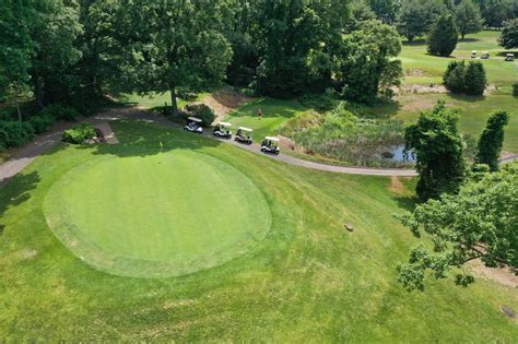 Grassy Hill Country Club