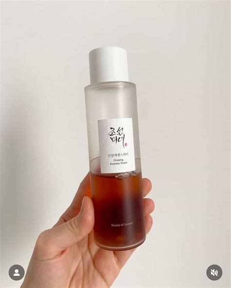 What Does Facial Toner Do and Why Your Skin Needs It - The Ultimate Guide