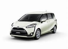 Toyota Sienta Image by All New Toyota Sienta Compact Minivan Unveiled In Japan Toyota Sienta Image