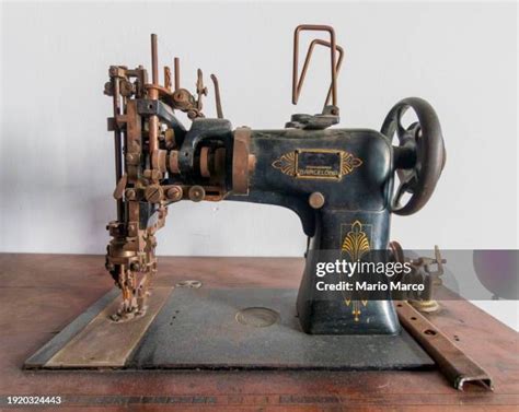 Antique Machine Tools 的图像结果