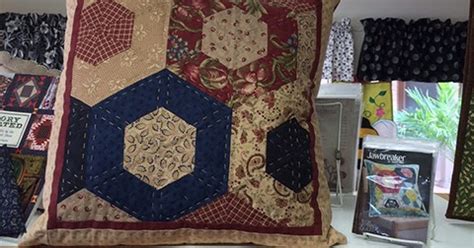 Local Quilt Shop Day 的图像结果
