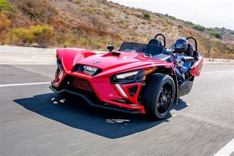 The 2024 Polaris Slingshot Is an Extrovert's Dream | Edmunds