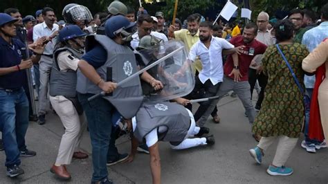 ‘No more, enough, no more,’ Calcutta HC responds to weekday rally plea ...
