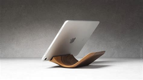 Yohann Announce Versatile Wood iPad Stand for Home Use that