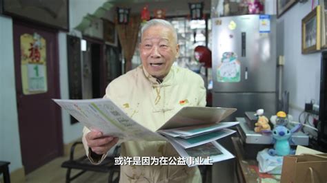 88岁优秀义工陈伯，缺牙身体差，靠这一方法恢复一口好牙吃坚果！_凤凰网视频_凤凰网