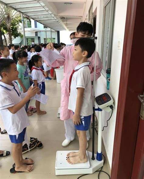 【学生体检】关注健康 呵护成长-长沙华夏实验学校