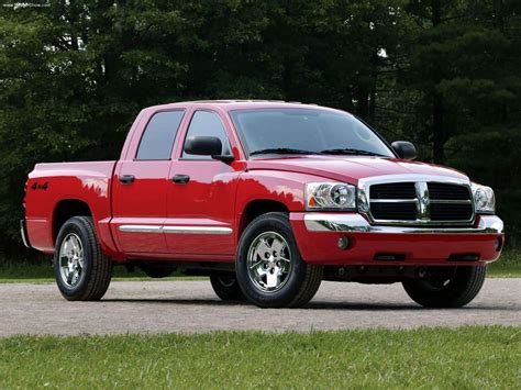 Dodge Dakota Quad Cab (2005) - pictures, information & specs