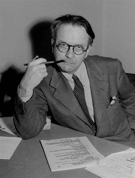 Raymond Chandler | Hard-Boiled Detective, Noir Fiction, Private Eye ...