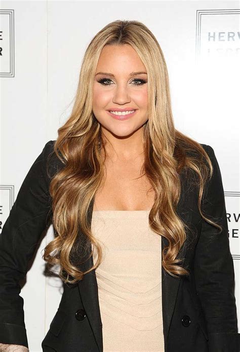 Amanda Bynes' net worth, age, boyfriend, face tattoo, movies, profiles ...