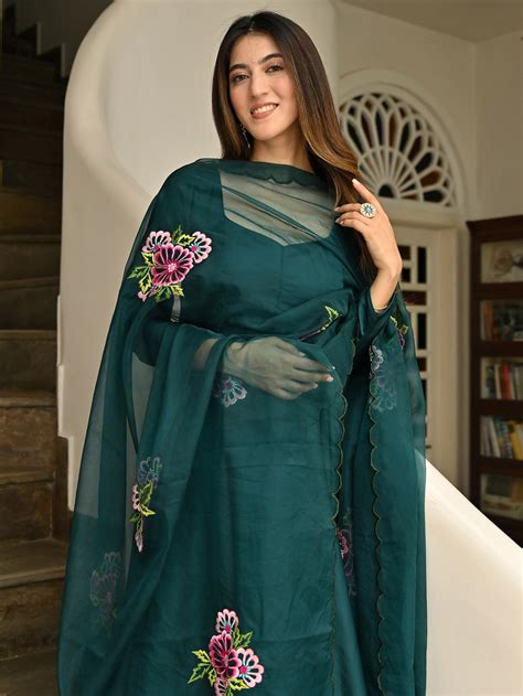 Buy Green Anarkali Embroidered Dupatta Online - Lavanya The Label