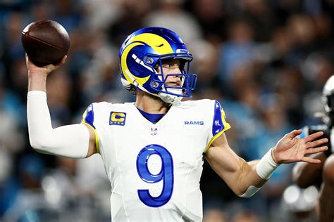 Matthew Stafford injury update after Los Angeles Rams quarterback was seen grimacing in pain ...
