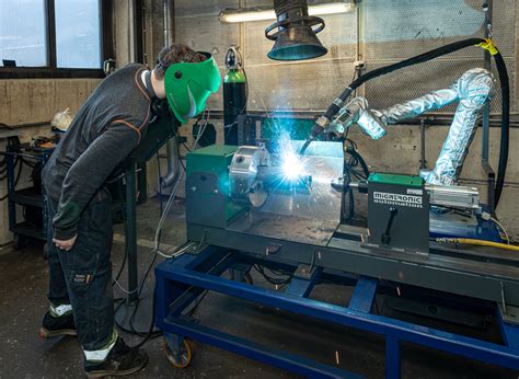 Robot Welder 的图像结果