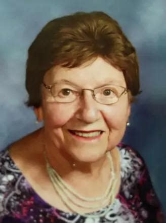 Evelyn A. Specht Obituary (2024) - Dubuque, IA - Hoffmann Schneider ...