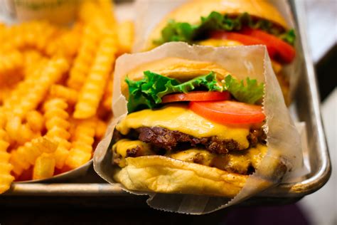 Allez manger au Shake Shack - New York mon amour