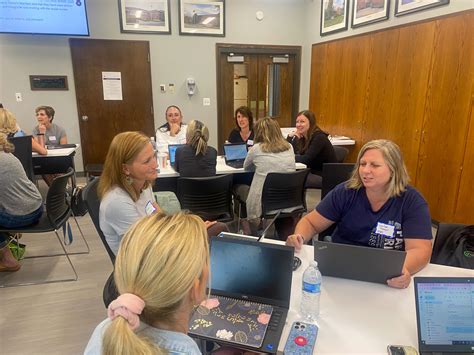 Live Feed | Community Unit School District 200