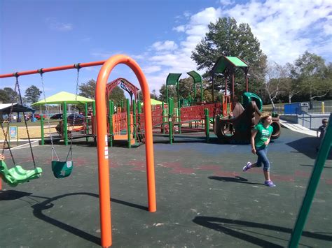 Salem Community Center @ The Armory - Wedding Venue | VowVenue.com