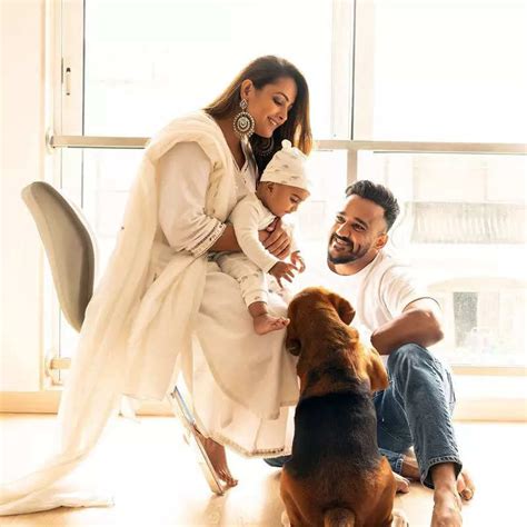 Anita Hassanandani's Maldives vacation with hubby Rohit Reddy and son ...