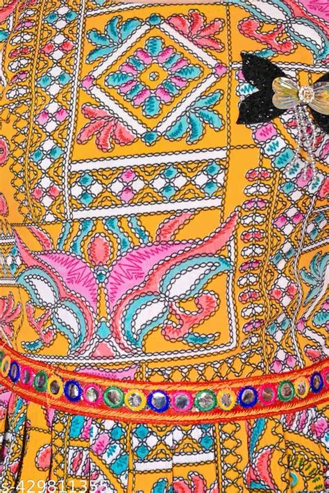 Trendy Kurta Sets in Ethnic & Party Wear | Walkbarn