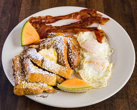 Breakfast Restaurants Near Me Open