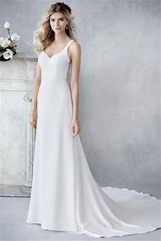 Simple Wedding Dresses Uk by 50 Simple Wedding Dresses For Modern Brides Hitched Co Uk Simple Wedding Dresses Uk