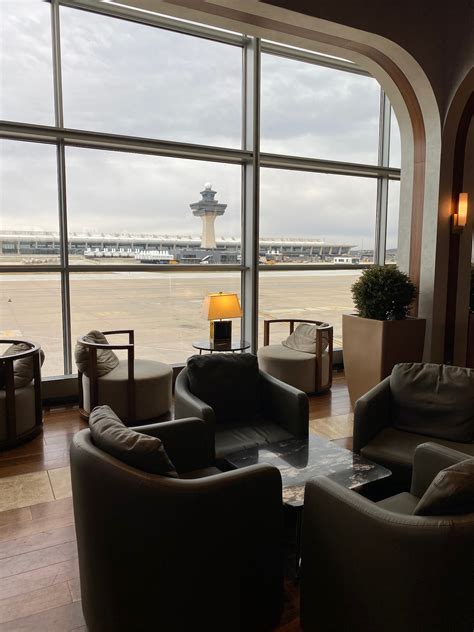 Review: Turkish Airlines Lounge Washington Dulles (IAD) - Live and Let ...