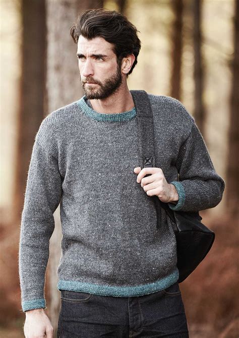 Stylish and Cozy: A Knitting Pattern for Men's Roll Neck Sweater