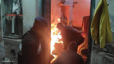 Fire in a house in Pipertoda, roof pipes collapsed, shopkeeper burnt ...