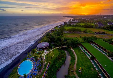 Komune Beach Club Bali | Keramas Surf Resort | Perfect Wave