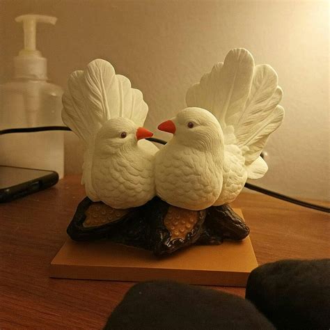 Graceful Love Birds Pair Resin Sculpture Vastu Remedy for Love, Harmon ...