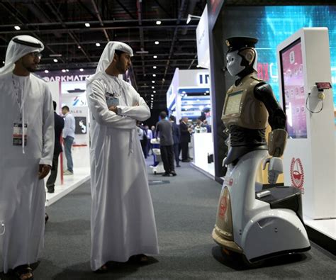 Robocop in Dubai Is High-Tech Addition to Police Force | Newsmax.com