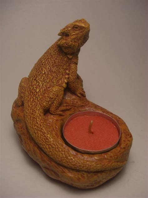 candle bearded dragon