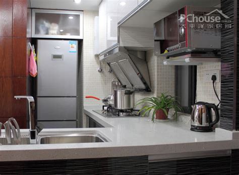 家庭厨房白色整体橱柜装修效果图_家居设计_环境设计-图行天下素材网