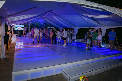 Sweet 16 Dance Floor Rentals – Hart To Hart DJ Entertainment