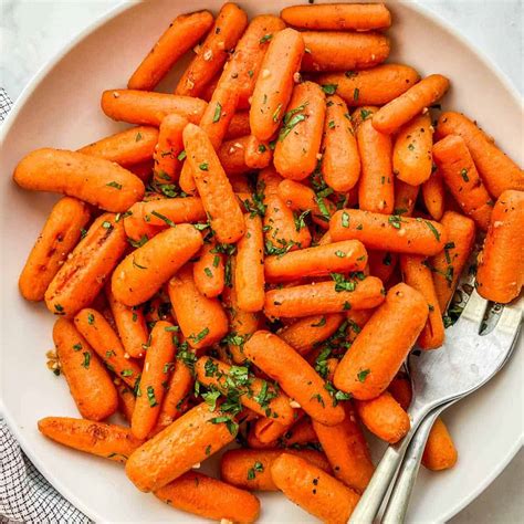 Honey Roasted Baby Carrots - This Healthy Table