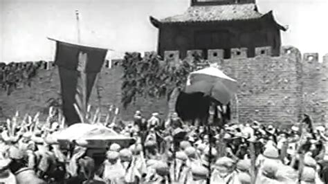1987年的清朝古装电影，只有21岁的王志文演同治皇帝,影视,影视周边,好看视频