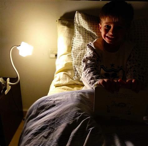 LED Clip-On Star Lamp with 4 Brightness Levels for Kids' Room ...