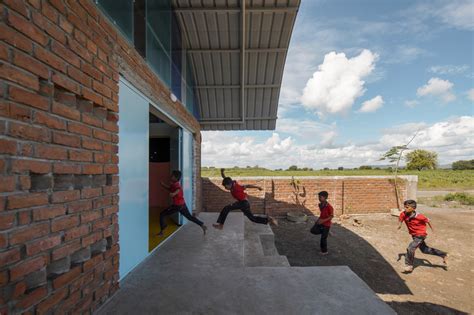 The Vaulted school - Studio Recall