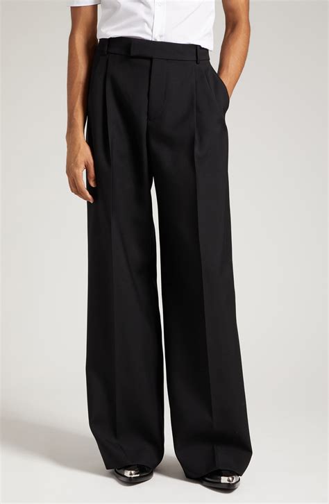 ALEXANDER MCQUEEN Oversize Pleated Baggy Wool Trousers - Black in 2025 ...