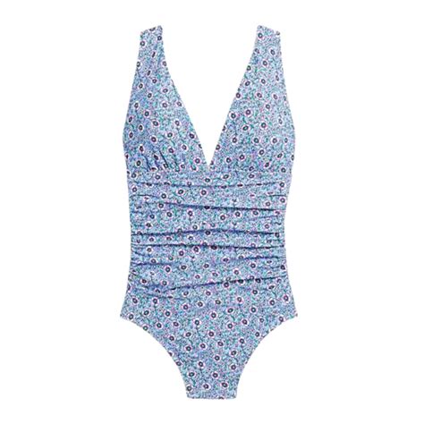 The Most Flattering One Piece Swimsuits For Women - Teaching From Scratch