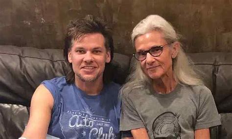 Bio, Personal Life and Net Worth of Theo Von's Parents | Wordility
