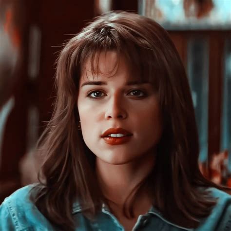Sidney Prescott | Neve campbell, Filmes de terror, Scream