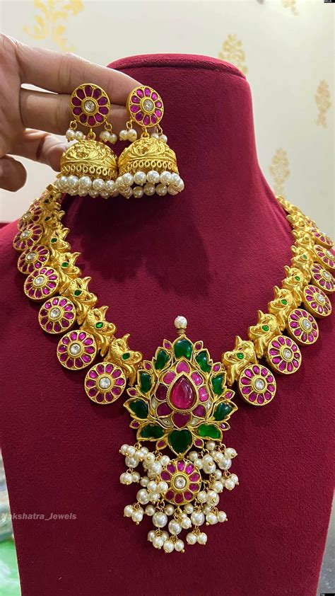 Jaadu Kundan Stones with Nagasi Work Necklace – Nakshatra Jewels