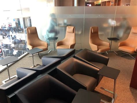 The Club SEA at Seattle-Tacoma International Airport | Amex XB