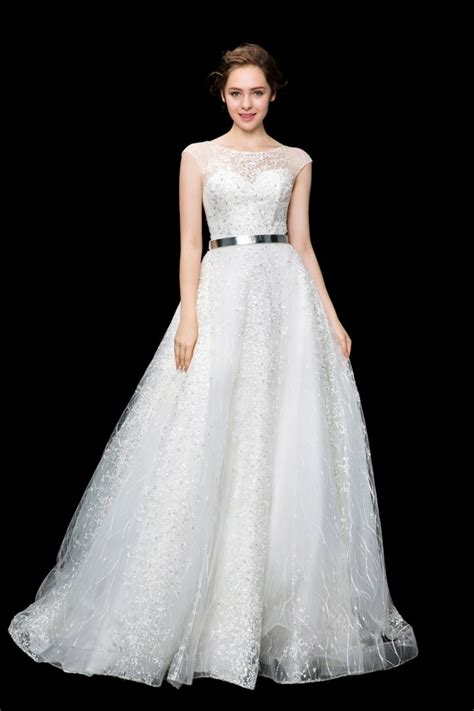 婚纱礼服新娘拖尾小个子2023新款白色抹胸蕾丝简约仙气质森系婚纱-阿里巴巴